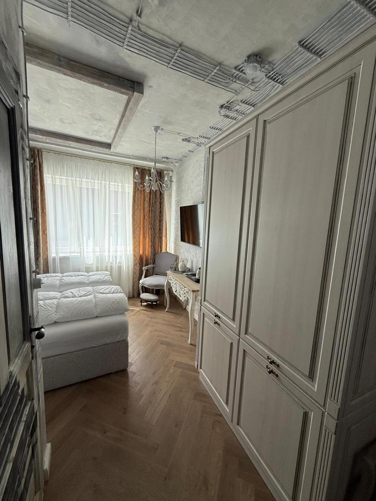 Kavart Apartments Trencin Exterior photo